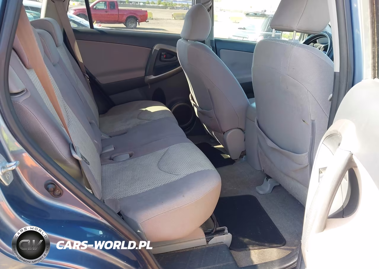 2008 Toyota Rav4 VIN:JTMBD33V786078130 - 8