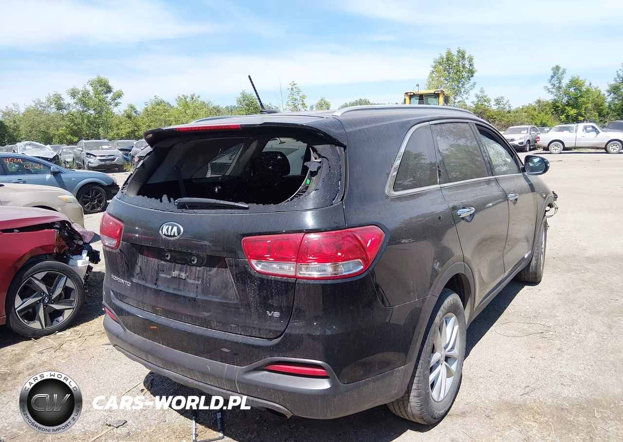 2018 Kia Sorento 3.3L Lx VIN:5XYPGDA59JG352050 - 4