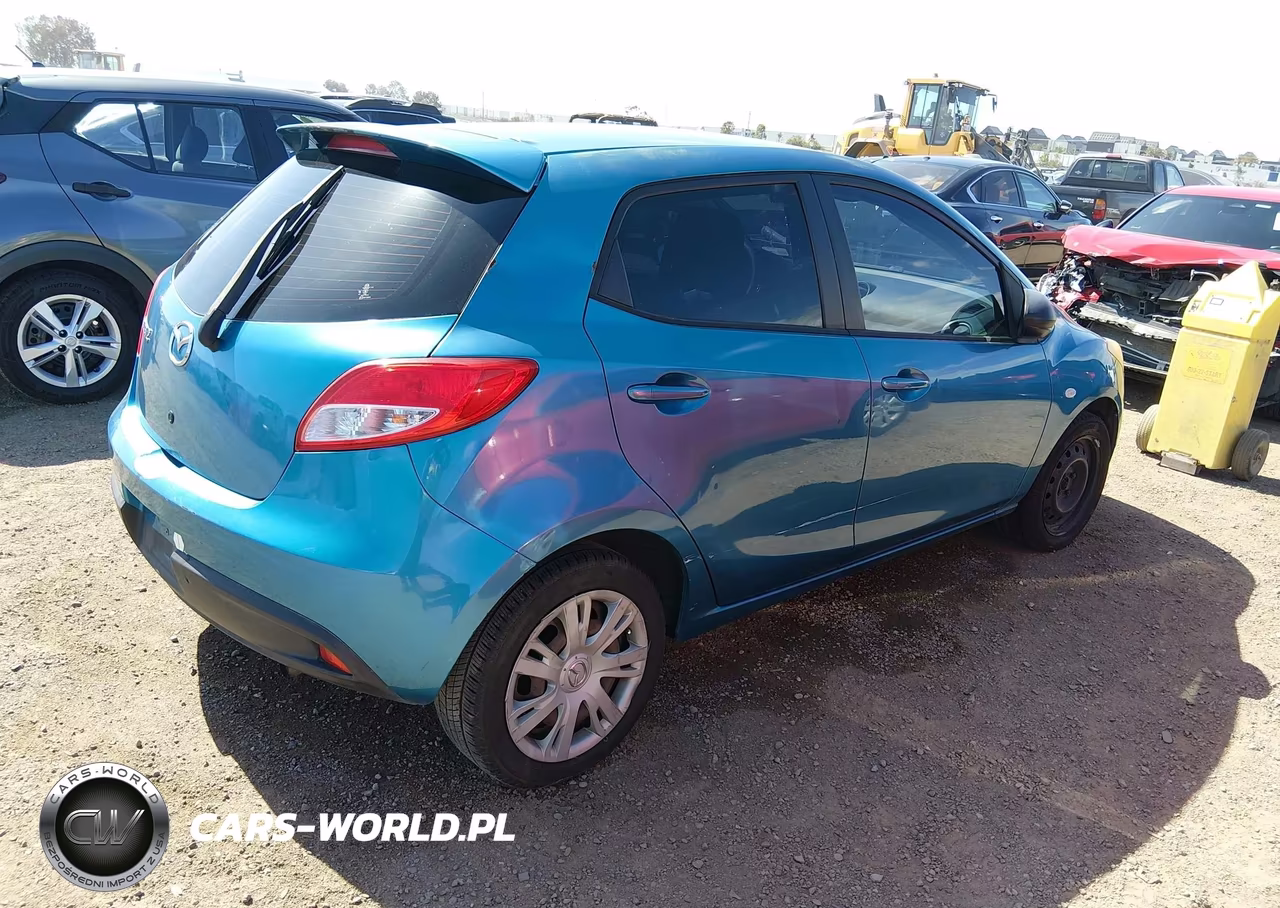 2012 Mazda Mazda2 Sport VIN:JM1DE1KZ0C0139599 - 4