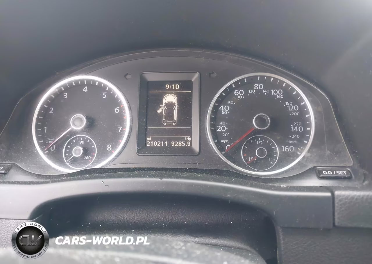 2015 Volkswagen Tiguan S VIN:WVGAV7AX0FW597288 - 7