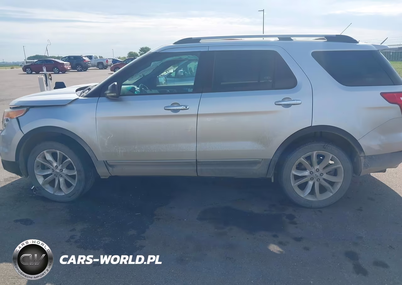 2011 Ford Explorer Xlt VIN:1FMHK8D8XBGA21374 - 15