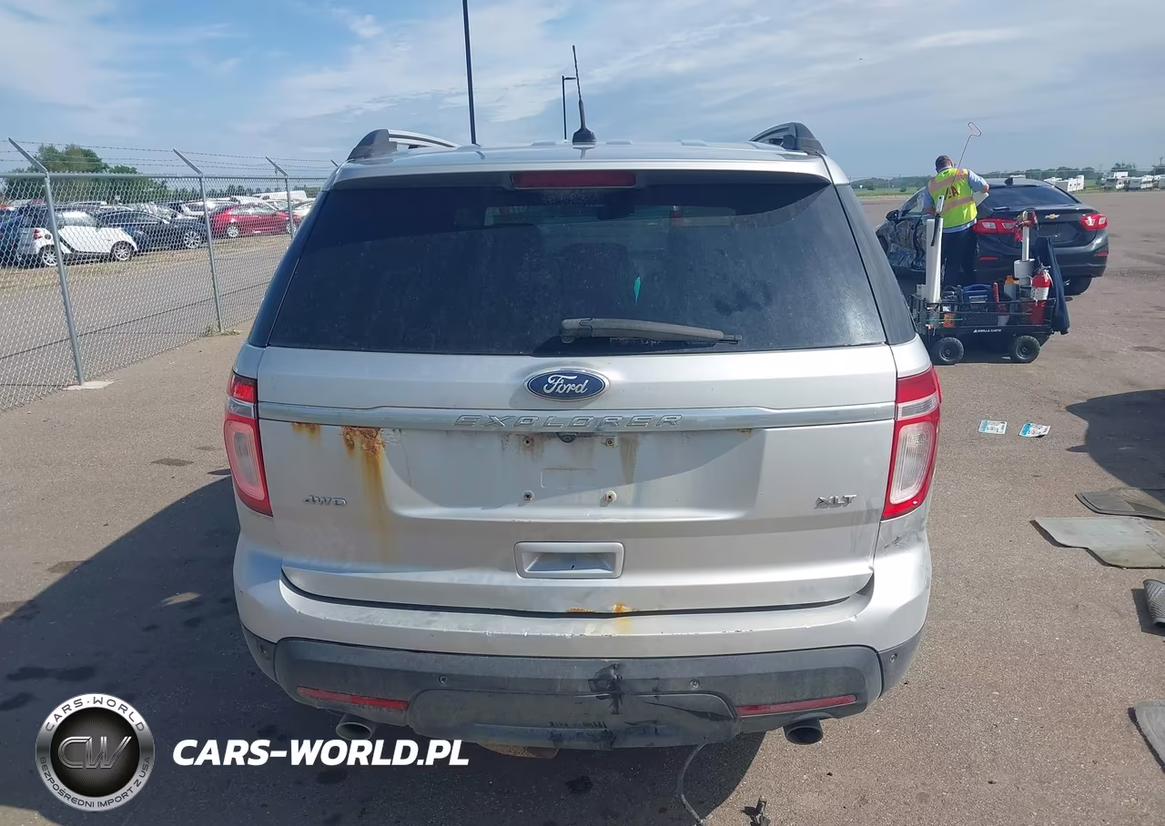 2011 Ford Explorer Xlt VIN:1FMHK8D8XBGA21374 - 17