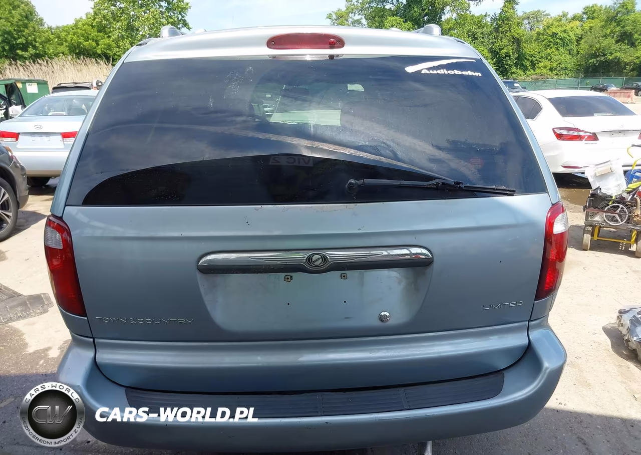 2003 Chrysler Town & Country Limited VIN:2C8GP64L93R144673 - 16