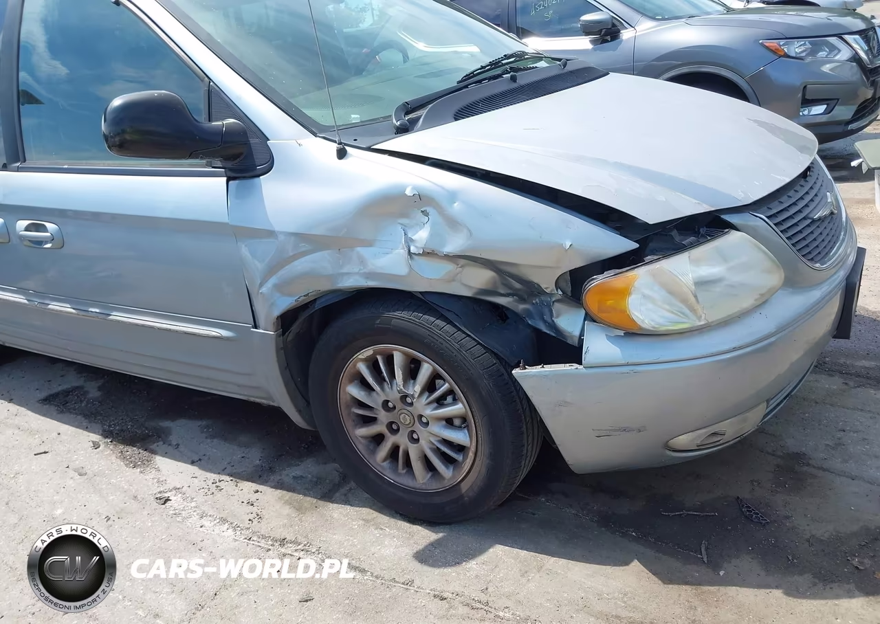 2003 Chrysler Town & Country Limited VIN:2C8GP64L93R144673 - 6