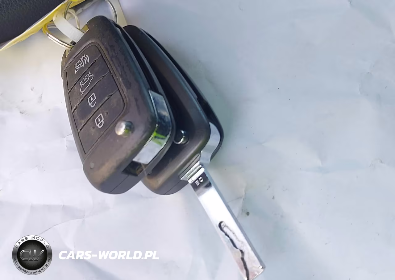 2020 Hyundai Veloster 2.0 VIN:KMHTG6AF8LU022142 - 11