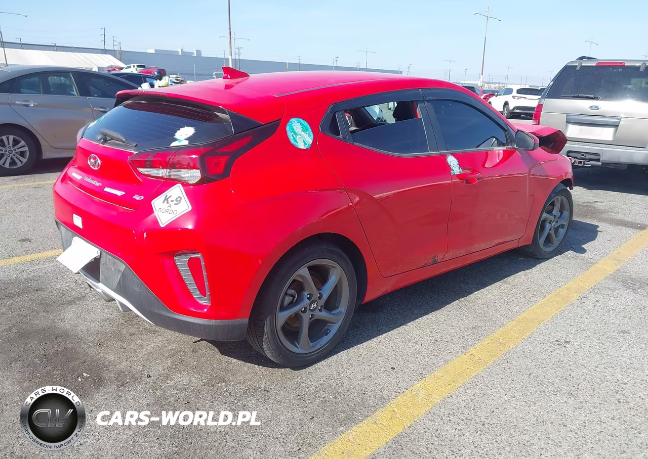 2020 Hyundai Veloster 2.0 VIN:KMHTG6AF8LU022142 - 4