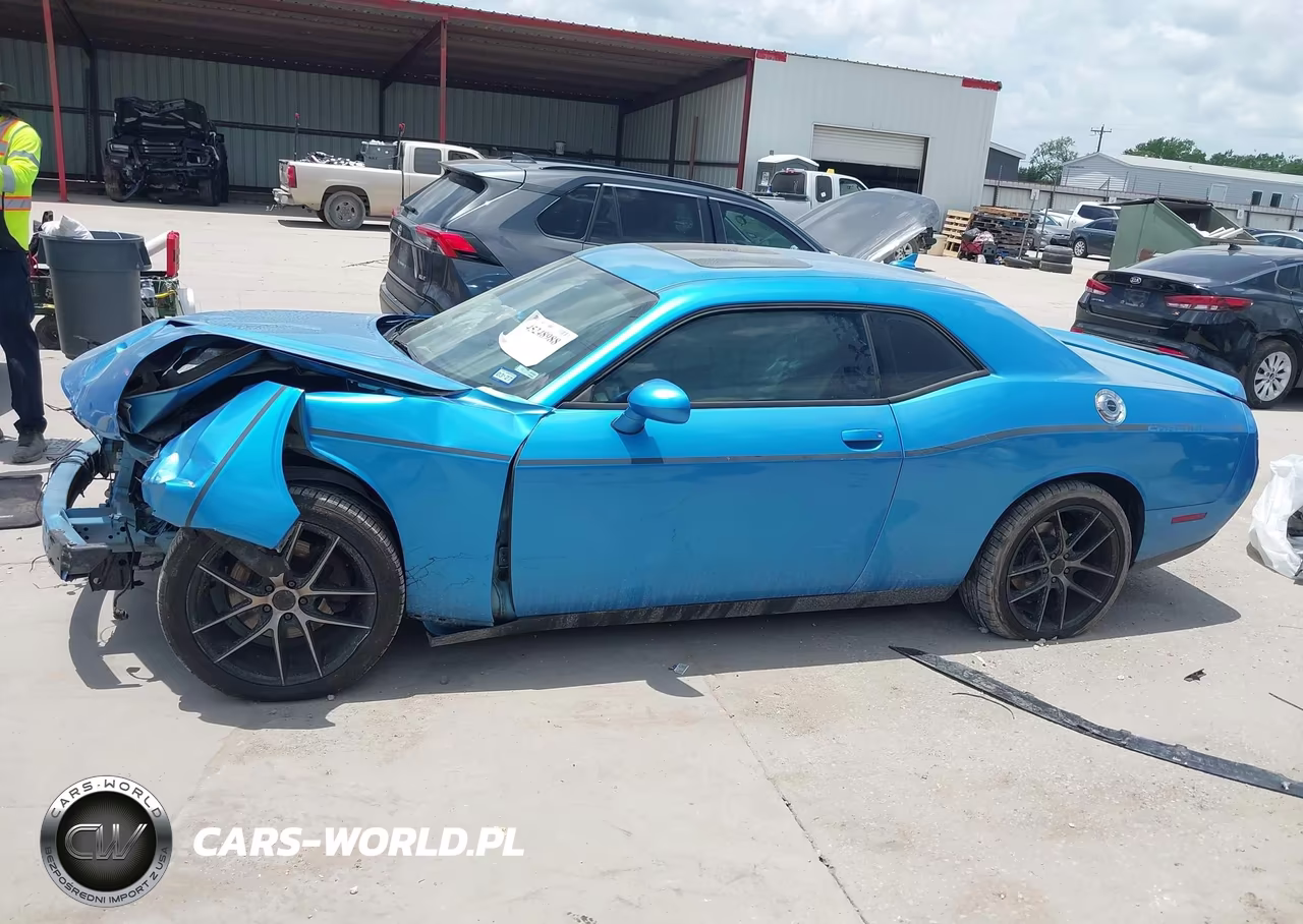 2015 Dodge Challenger Sxt Plus VIN:2C3CDZBG5FH809793 - 15