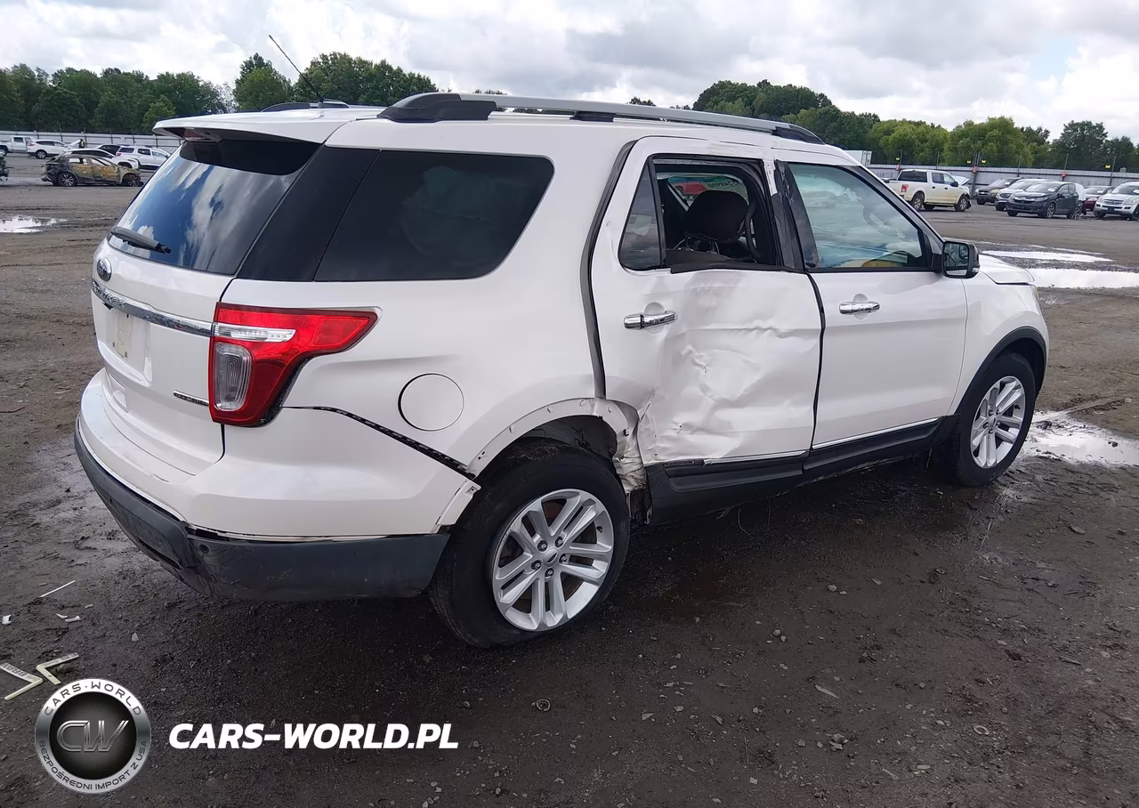 2015 Ford Explorer Xlt VIN:1FM5K7D85FGB07341 - 4