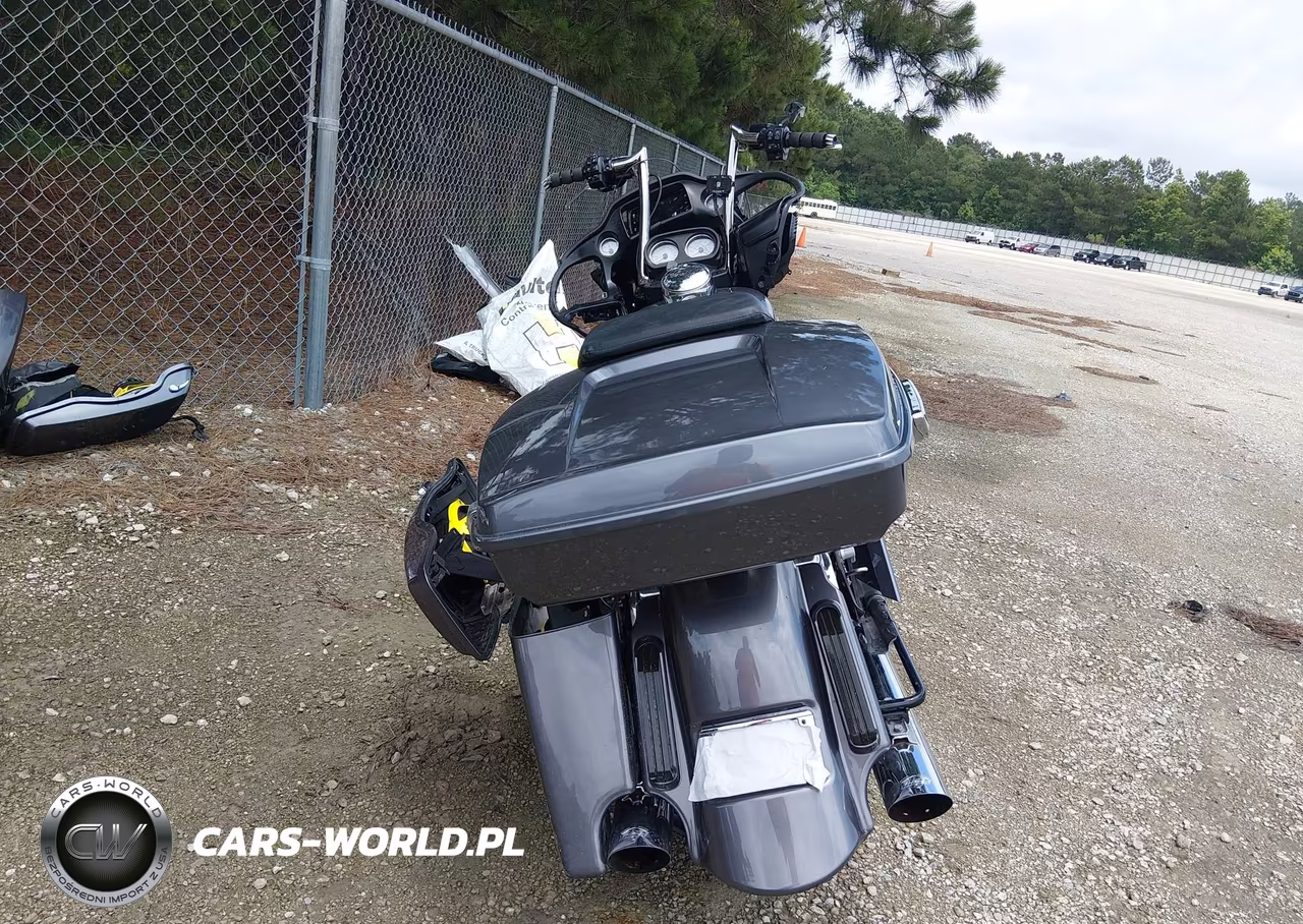 2016 Harley-Davidson Fltrx Road Glide VIN:1HD1KHM11GB678169 - 6