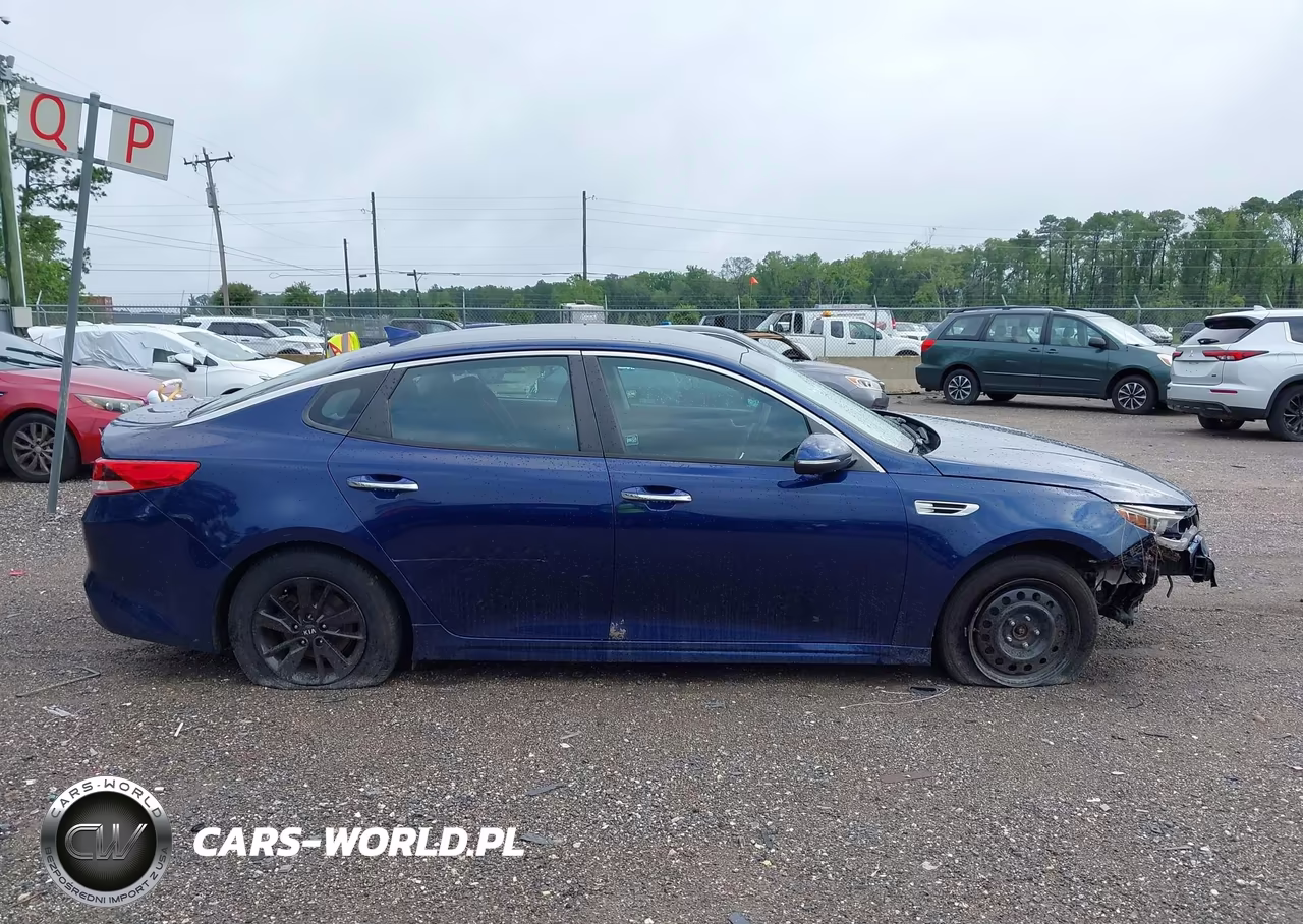 2017 Kia Optima Lx VIN:5XXGT4L38HG132419 - 13