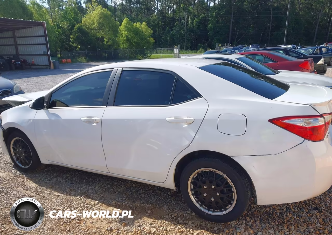2015 Toyota Corolla S VIN:5YFBURHE7FP271511 - 15