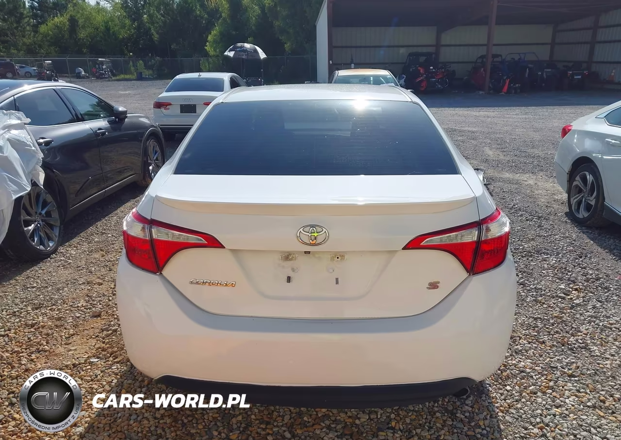 2015 Toyota Corolla S VIN:5YFBURHE7FP271511 - 17