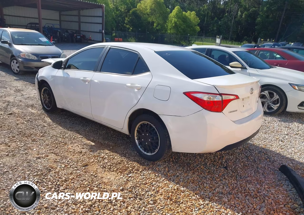 2015 Toyota Corolla S VIN:5YFBURHE7FP271511 - 3