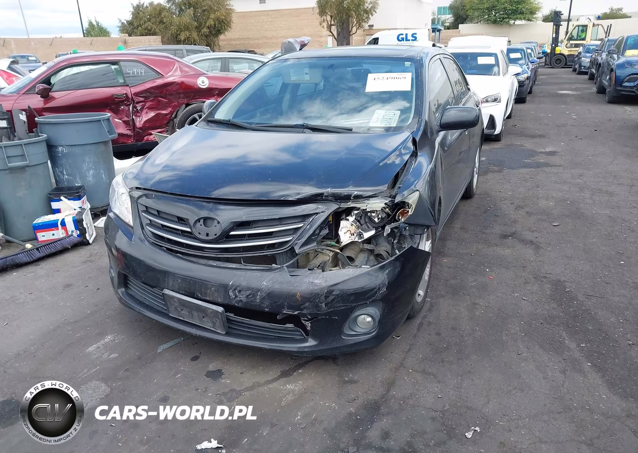 2013 Toyota Corolla Le VIN:5YFBU4EE8DP098876 - 2