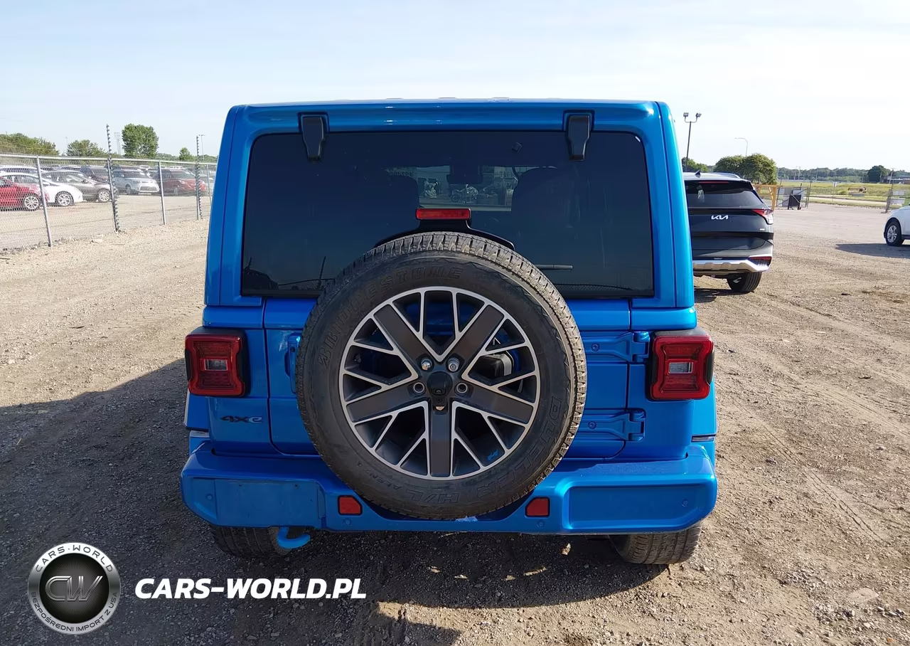 2022 Jeep Wrangler 4Xe Unlimited High Altitude 4X4 VIN:1C4JJXP63NW261101 - 17