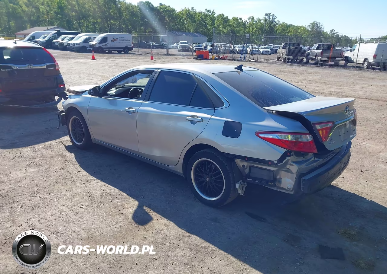 2017 Toyota Camry Se VIN:4T1BF1FK5HU296963 - 3