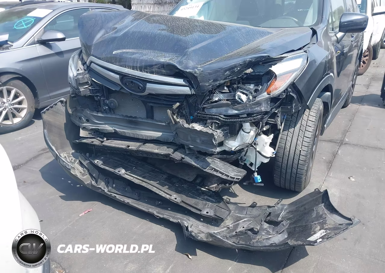 2019 Subaru Forester Premium VIN:JF2SKAEC5KH408155 - 12