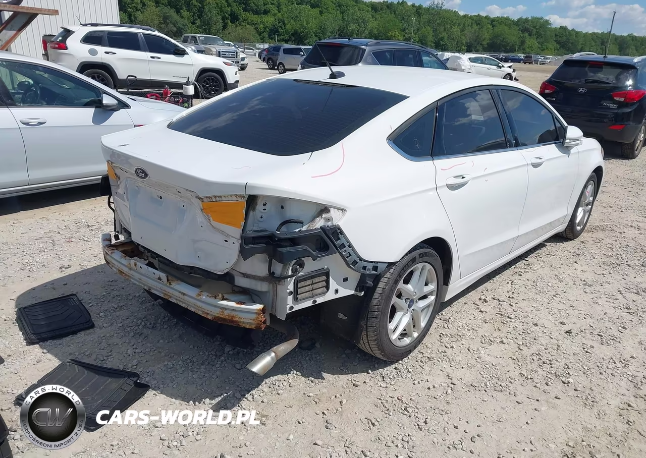 2015 Ford Fusion Se VIN:3FA6P0HD4FR248179 - 4