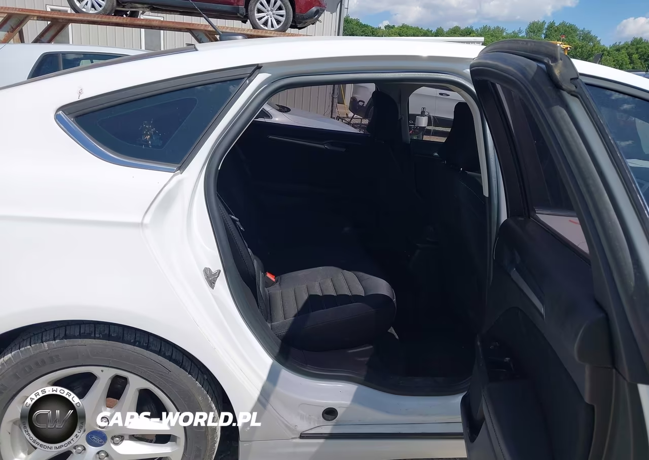2015 Ford Fusion Se VIN:3FA6P0HD4FR248179 - 8