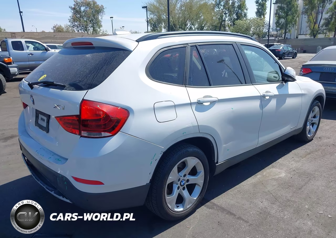 2013 BMW X1 Sdrive28I VIN:WBAVM1C53DVL64152 - 4