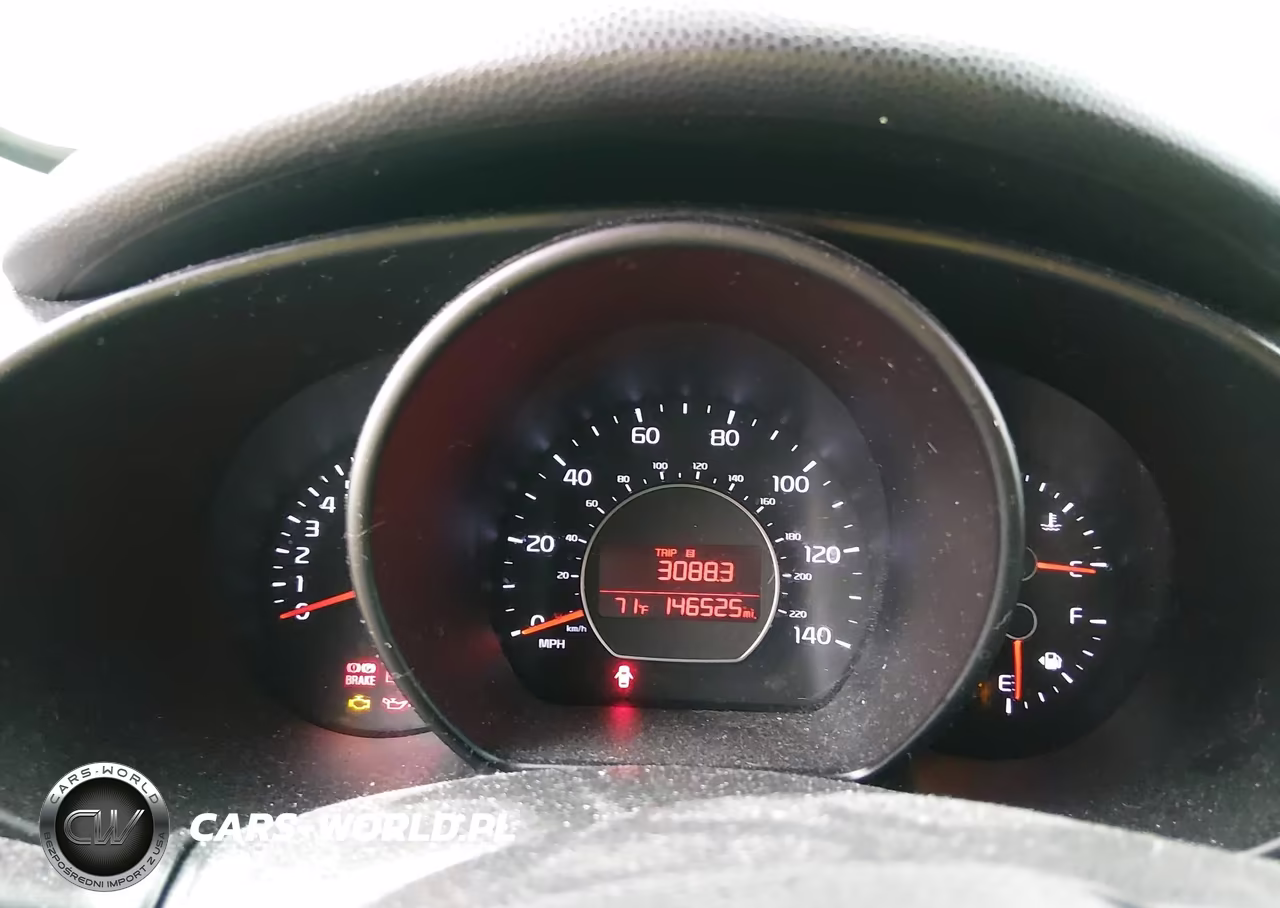 2016 Kia Soul VIN:KNDJN2A21G7408266 - 7
