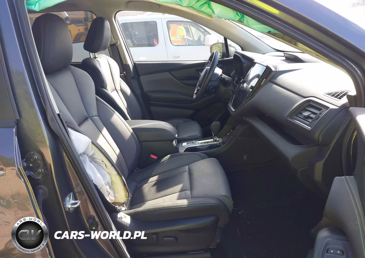 2024 Subaru Ascent Onyx Edition Limited 7-Passenger VIN:4S4WMAKD6R3444110 - 5