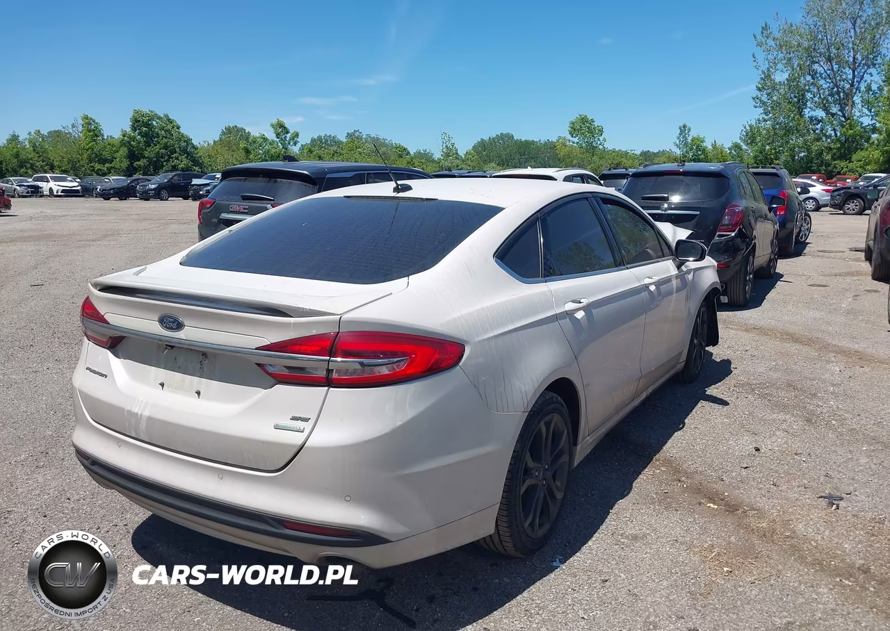2018 Ford Fusion Se VIN:3FA6P0HD1JR135184 - 4