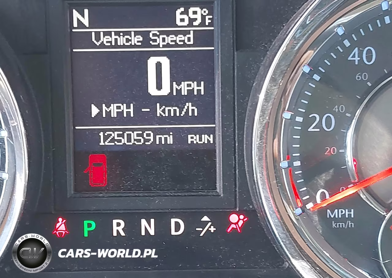 2014 Chrysler Town & Country Touring VIN:2C4RC1BG4ER398244 - 15