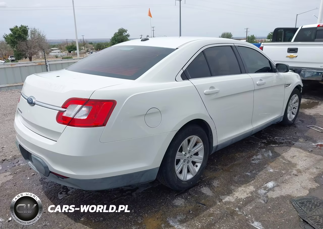 2011 Ford Taurus Se VIN:1FAHP2DW1BG190190 - 4