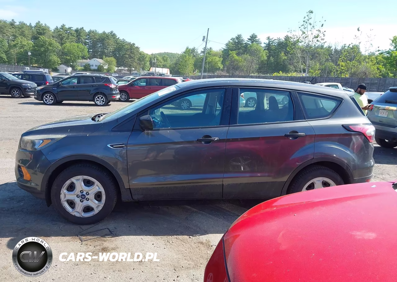 2018 Ford Escape S VIN:1FMCU0F78JUA32920 - 14