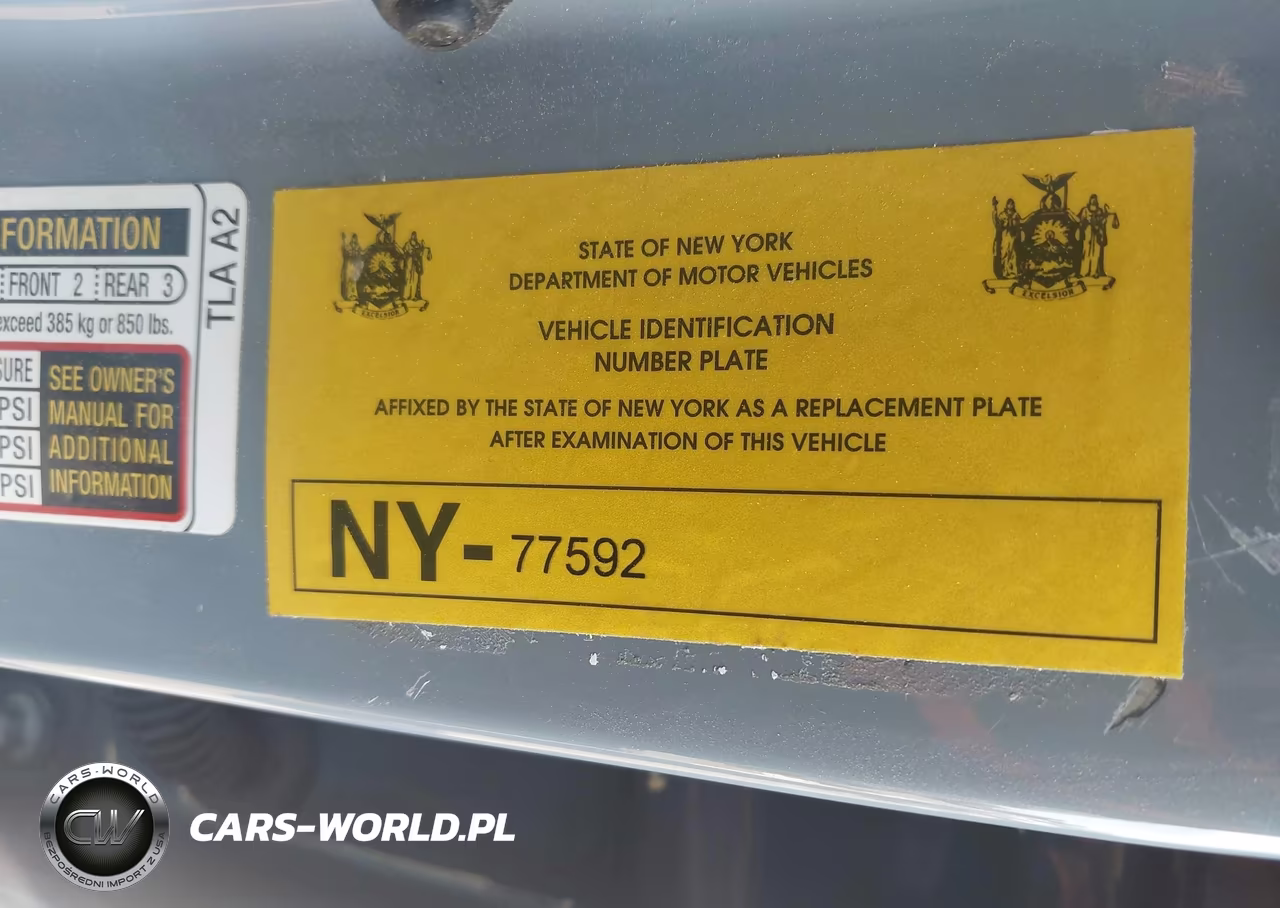2022 Honda Cr-V Awd Touring VIN:NY77592 - 9