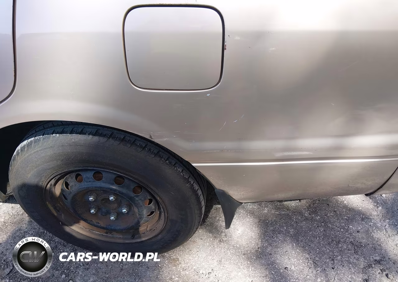 1998 Toyota Camry Le VIN:4T1BG22K0WU334217 - 13