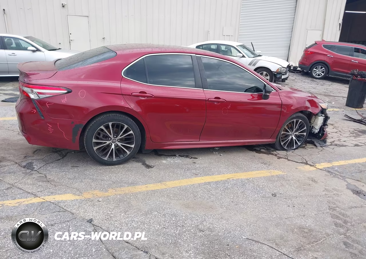2018 Toyota Camry Se VIN:4T1B11HK7JU506397 - 4