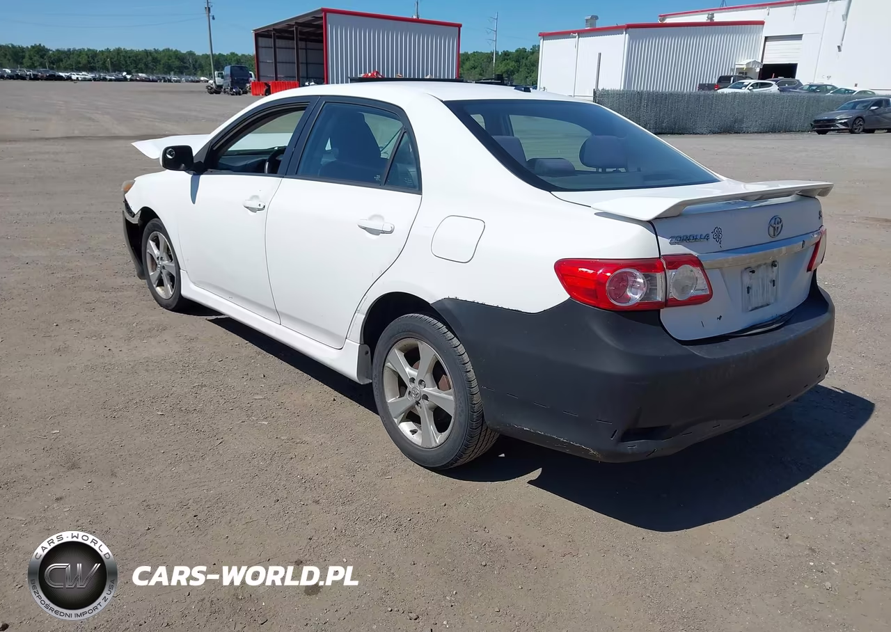 2011 Toyota Corolla S VIN:2T1BU4EE6BC600247 - 3