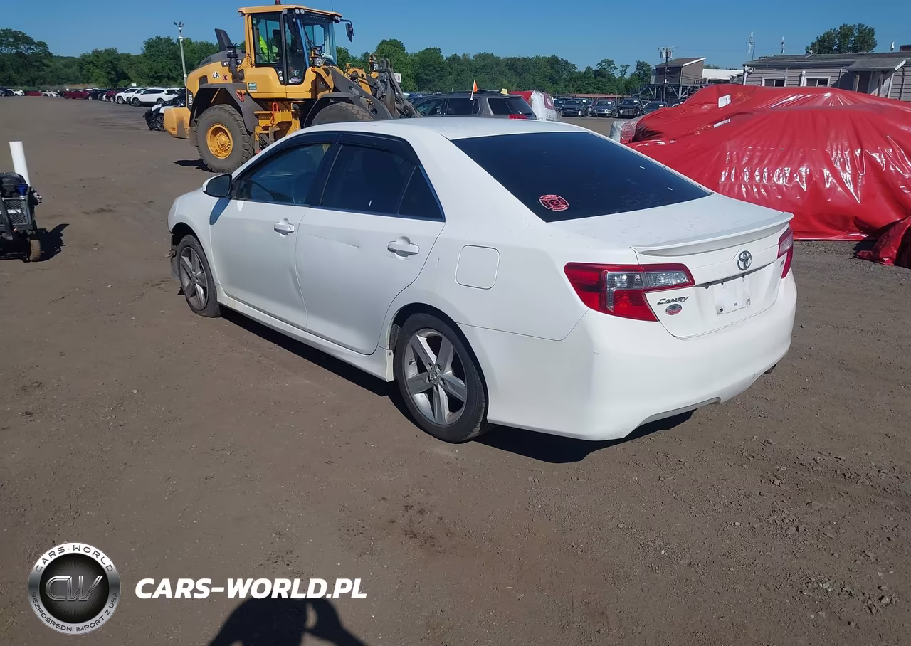 2013 Toyota Camry Se VIN:4T1BF1FK2DU699650 - 3