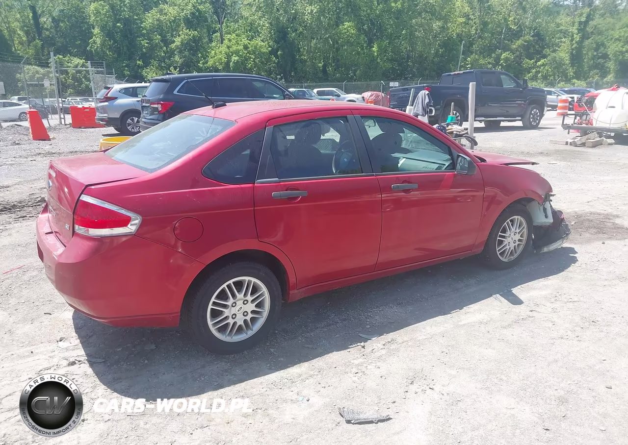 2010 Ford Focus Se VIN:1FAHP3FN6AW276531 - 4