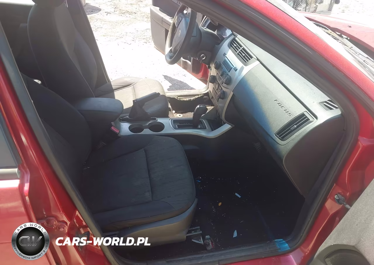 2010 Ford Focus Se VIN:1FAHP3FN6AW276531 - 5