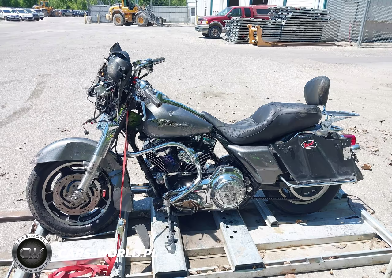 2007 Harley-Davidson Flhx VIN:1HD1KB4157Y709837 - 14