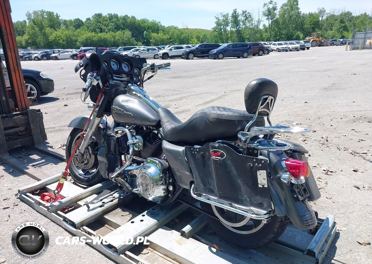 2007 Harley-Davidson Flhx VIN:1HD1KB4157Y709837 - 3