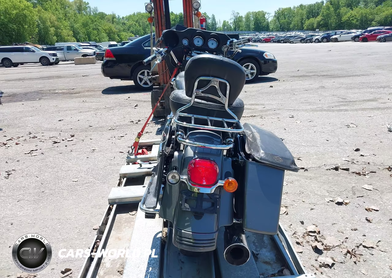 2007 Harley-Davidson Flhx VIN:1HD1KB4157Y709837 - 6