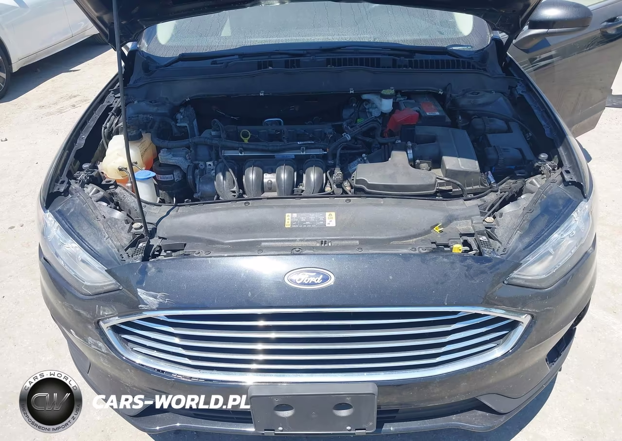 2019 Ford Fusion S VIN:3FA6P0G79KR211148 - 10