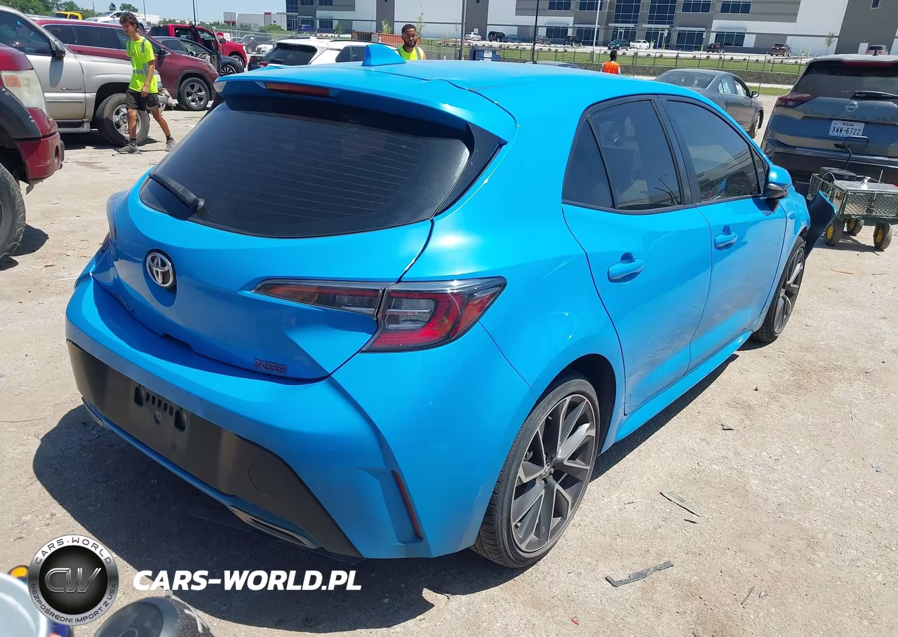 2022 Toyota Corolla Xse VIN:JTNC4MBE8N3160484 - 4