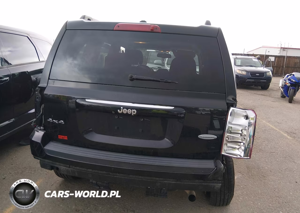 2016 Jeep Patriot Latitude VIN:1C4NJRFB2GD783194 - 6