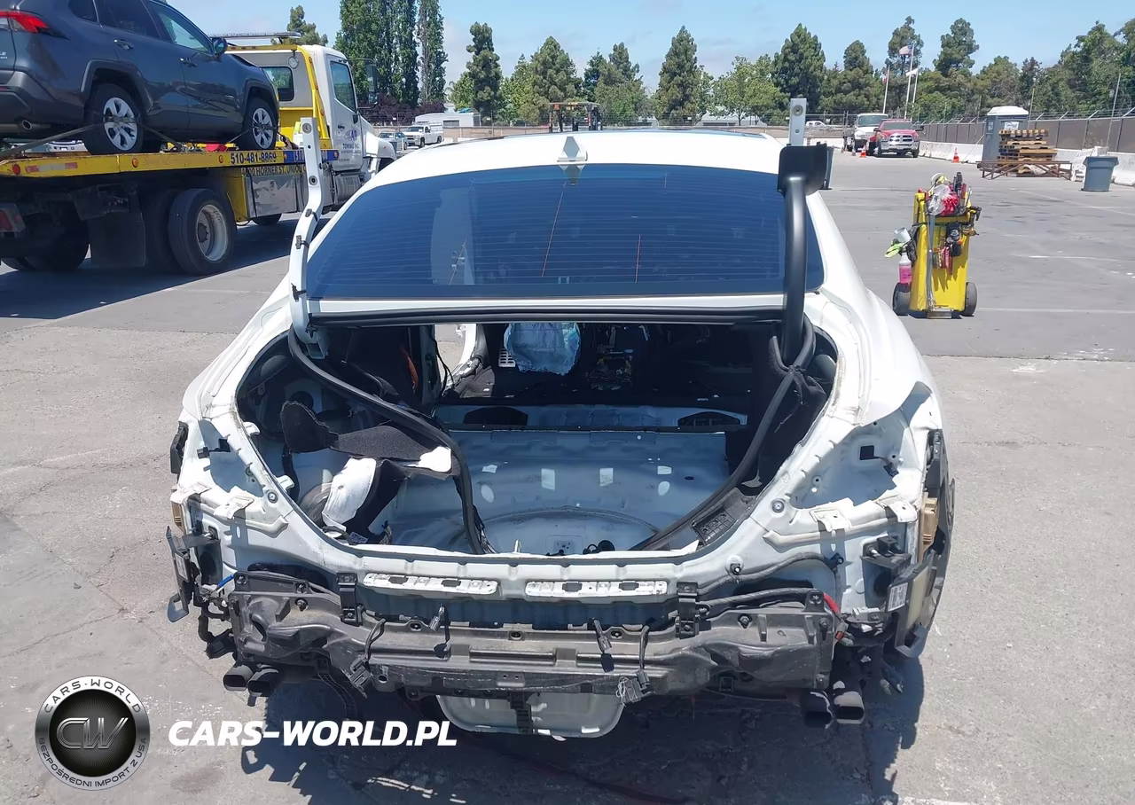 2022 Genesis G70 3.3T Rwd Launch Edition VIN:KMTG14TE2NU082213 - 16