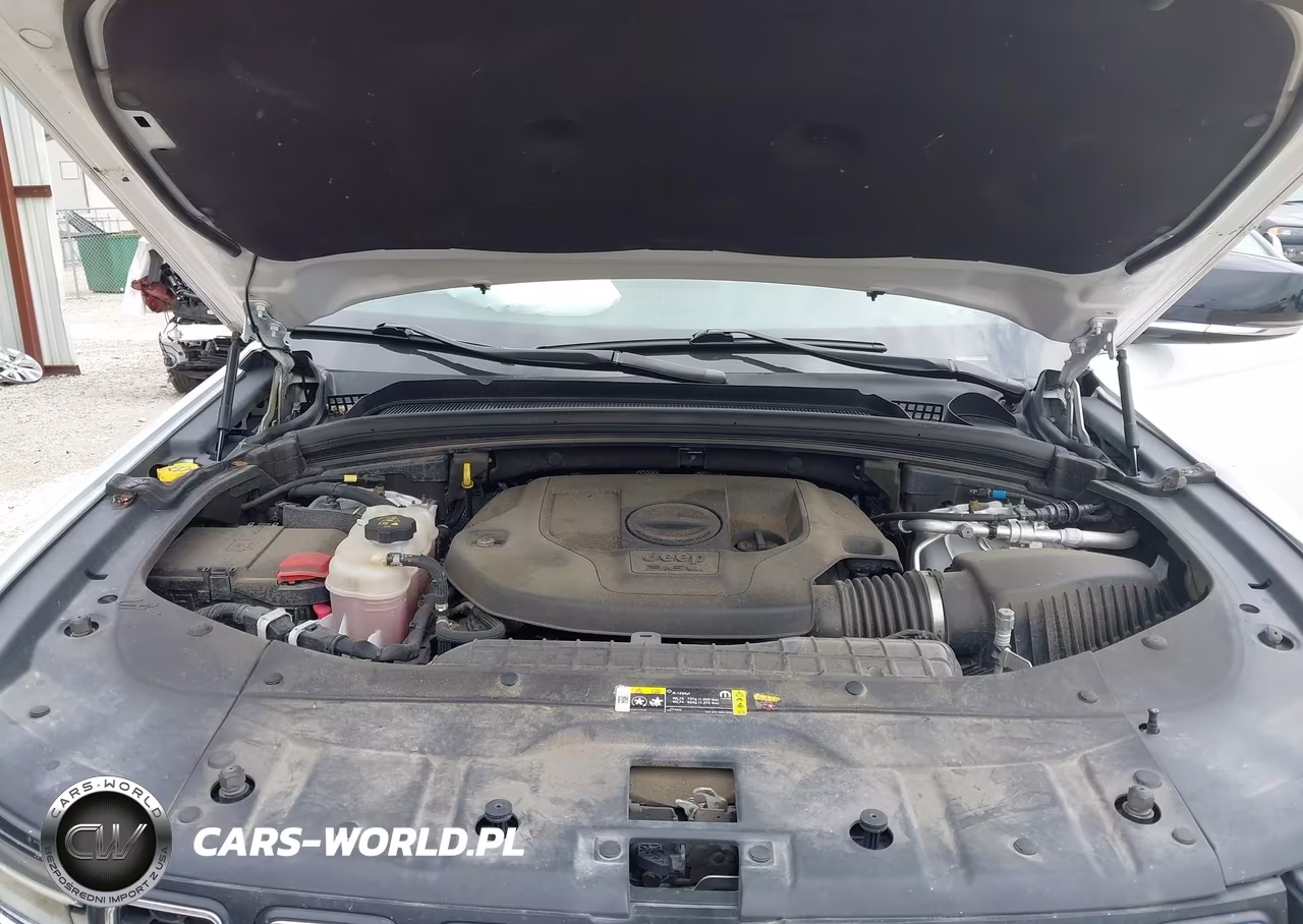 2021 Jeep Grand Cherokee L Overland 4X4 VIN:1C4RJKDG1M8129640 - 10