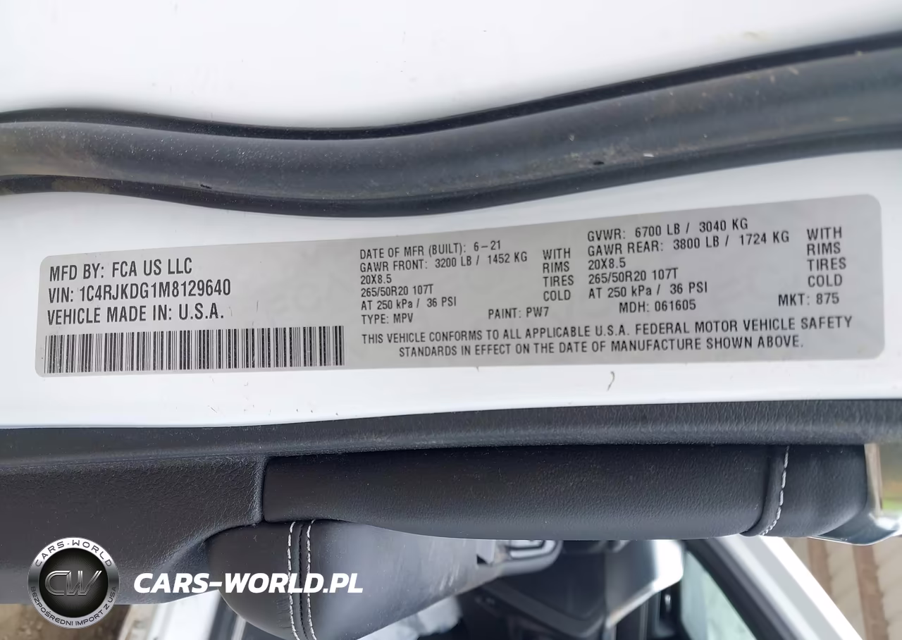 2021 Jeep Grand Cherokee L Overland 4X4 VIN:1C4RJKDG1M8129640 - 9