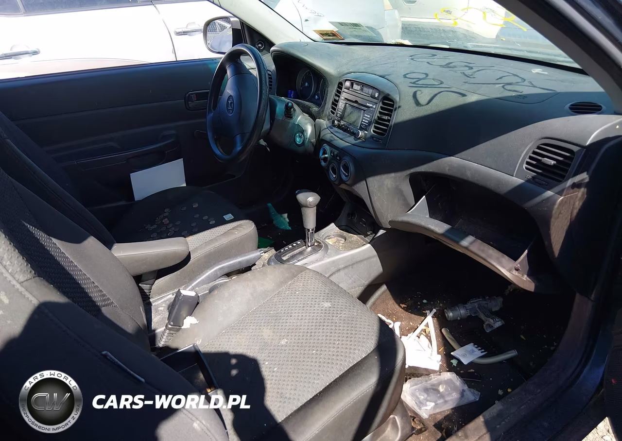 2011 Hyundai Accent Gs VIN:KMHCM3AC0BU198307 - 5