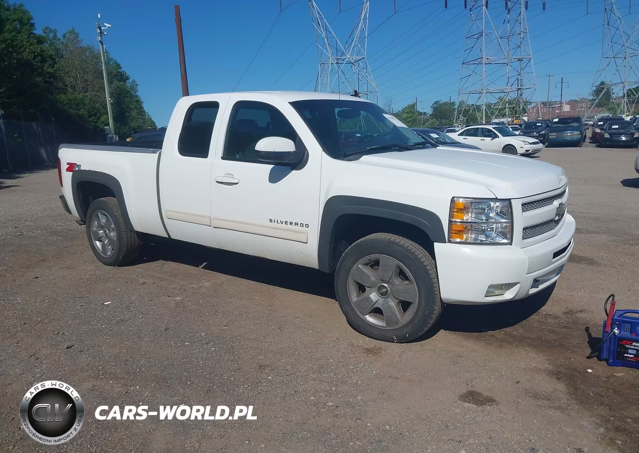 2009 Chevrolet Silverado 1500 Lt – zdjęcie 1 z 17