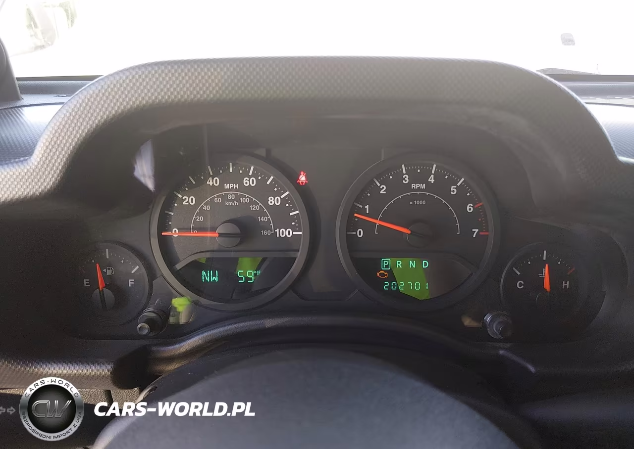 2009 Jeep Wrangler Unlimited X VIN:1J4GA39129L722682 - 7