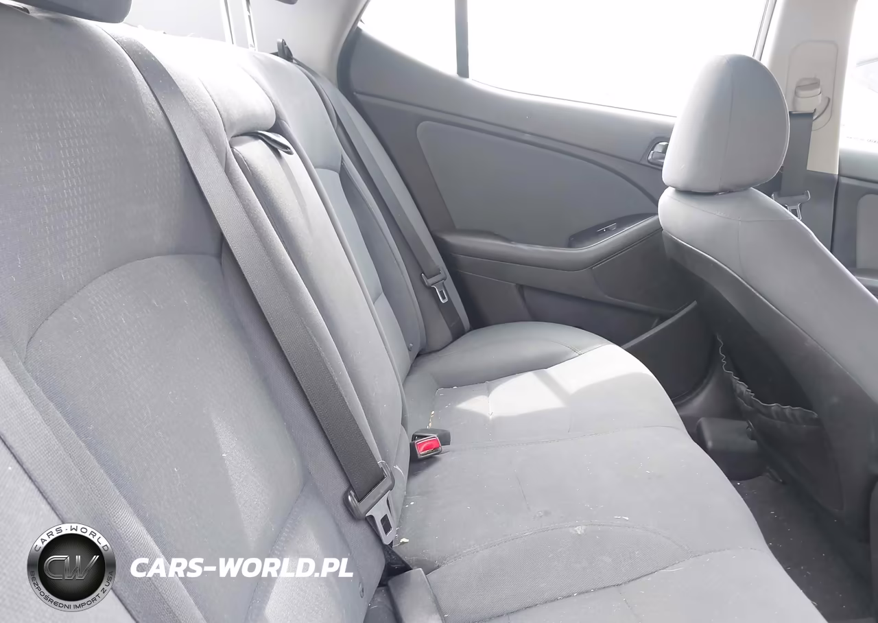 2015 Kia Optima Lx VIN:5XXGM4A74FG478886 - 8